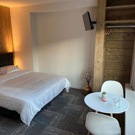 Nieuwe Kamer In Centrum Brugge Met Badkamer ! Exterior photo